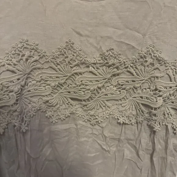 SPENSE Tan Blouse with Lace Design Size Large - Picture 3 of 5